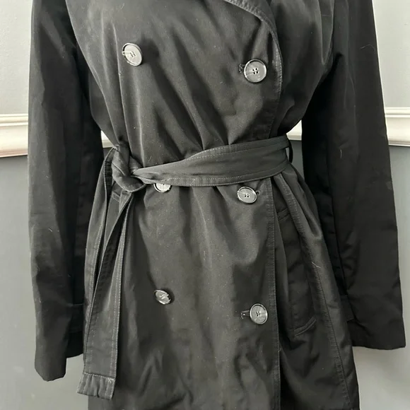 Black trench coat - Picture 4 of 6